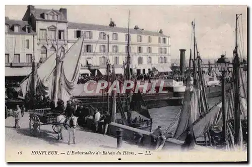 Cartes postales Honfleur L Embarcadere du Bateau du Havre