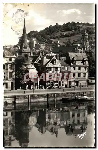 Cartes postales moderne Honfleur Le Musee St etienne et le Vieux Bassin