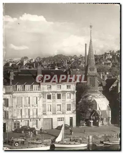 Cartes postales moderne Honfleur Le Musee Bateaux