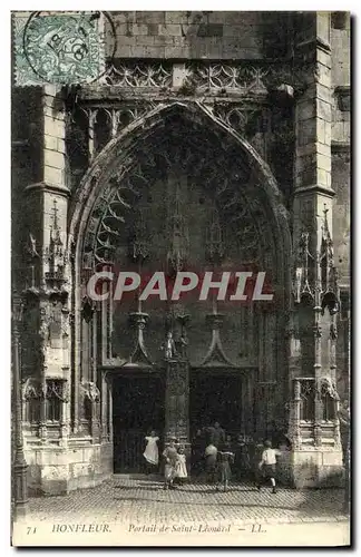 Cartes postales Honfleur Portail de L Eglise St Leonard Enfants