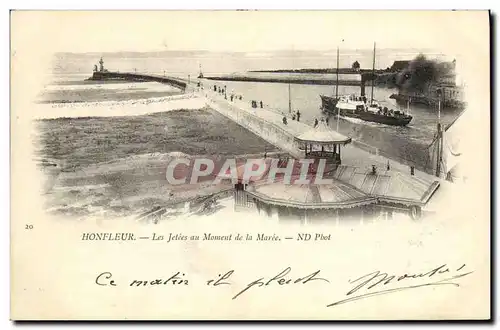 Cartes postales Honfleur Les Jetees au Moment de la Maree Bateau