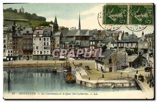 Cartes postales Honfleur La Lieutenance et le Quai Ste Catherine