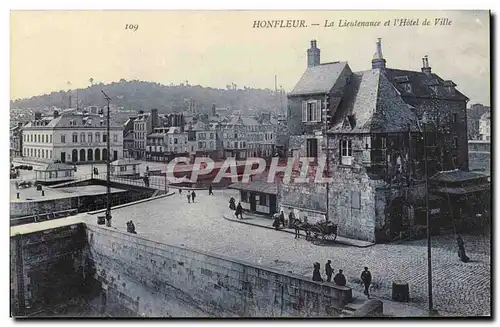 Cartes postales Honfleur La Lieutenance et le L Hotel de Ville