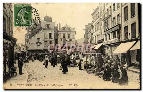 Cartes postales Honfleur La Place de l Obelisque