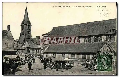 Cartes postales Honfleur La Place du Marche