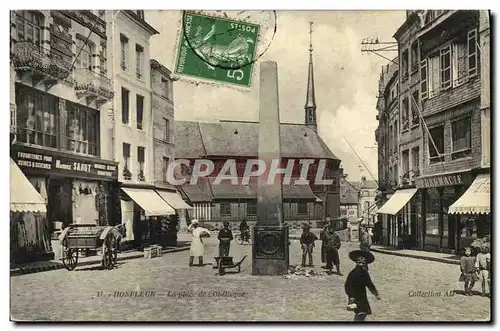 Cartes postales Honfleur La Place de l obelisque