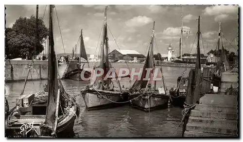 Cartes postales moderne Honfleur Le Port Bateaux