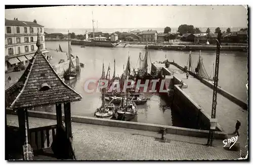 Moderne Karte Honfleur Le Port Bateaux