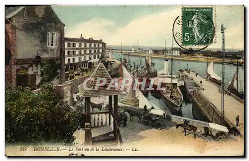 Ansichtskarte AK Honfleur Le Port vu de la Lieutenance Bateaux