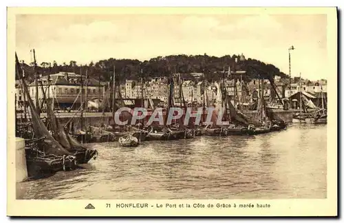 Ansichtskarte AK Honfleur Le Port et la Cote de Grace a maree haute Bateaux