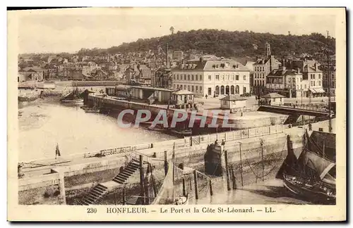 Ansichtskarte AK Honfleur Le Port et la Cote St Leonard Bateaux