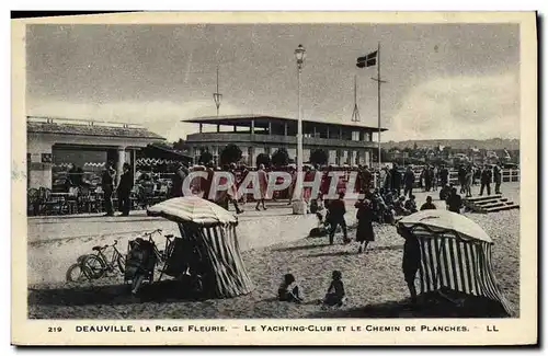 Ansichtskarte AK Deauville La Plage Fleurie Le Yachting Club et le Chemin de Planches