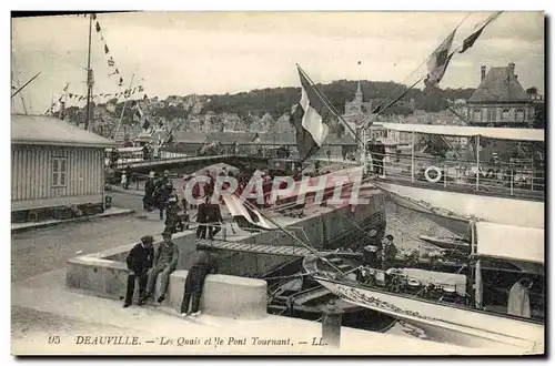 Cartes postales Deauville Les Quais et le Pont Tournant