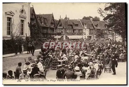 Ansichtskarte AK Deauville La Plage Fleurie La Potiniere