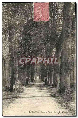 Cartes postales Saint Cloud Dans le Parc