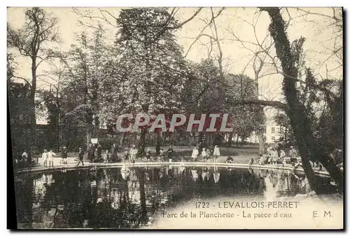 Cartes postales Levallois Perret Parc de la Planchette La Piece d eau