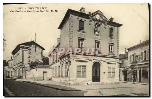 Cartes postales Nanterre Les Ecoles et l ancienne Mairie