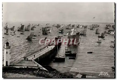 Cartes postales moderne Cancale Le depart de la Caravane Bateaux