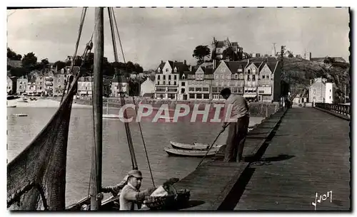 Cartes postales moderne Cancale La jetee de la Houle et le quai Gambetta