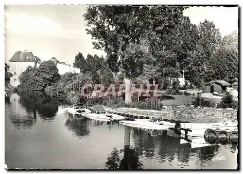 Cartes postales moderne Chateaubourg Le Parc et les Pedalos sur le Lac