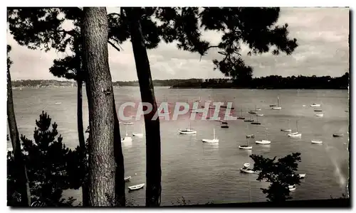 Cartes postales moderne Dinard Vue du Bassin des Yachts Prise de la Promenade