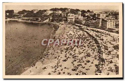 Cartes postales Dinard La Plage a l heure du bain Vue prise du Crystal Hotel