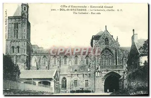 Cartes postales Dol de Bretagne La Cathedrale cote Est