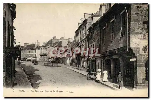 Cartes postales Dol La Grande Rue et la Bassin