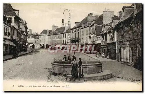 Cartes postales Dol La Grande Rue et la Bassin