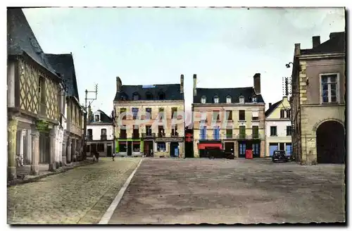 Cartes postales moderne La Guerche de Bretagne Les Vieux Porches et Place de la Mairie