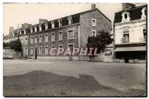 Cartes postales moderne La Guerche de Bretagne Clinique Ste Therese