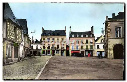 Cartes postales La Guerche de Bretagne Les Vieux Porches et Place de la Mairie