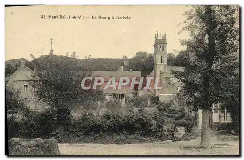 Cartes postales Le Mont Dol Le Bourg a L arrivee