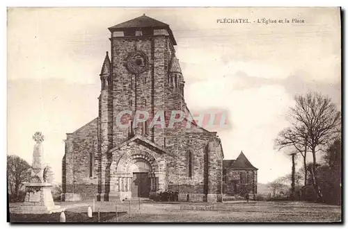 Cartes postales Plechatel L Eglise et la Place