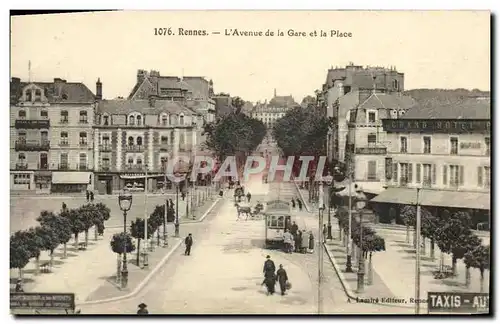 Ansichtskarte AK Rennes L Avenue de la Gare et la Place