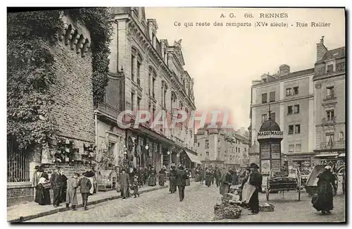 Ansichtskarte AK Rennes Ce qui reste des remparts Rue Rallier bonne animation