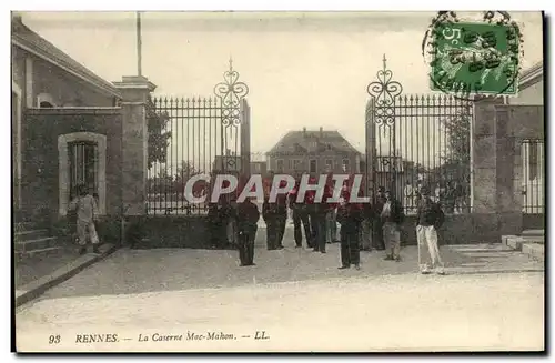 Ansichtskarte AK Rennes La Caserne Mac Mahon Militaria Soldats