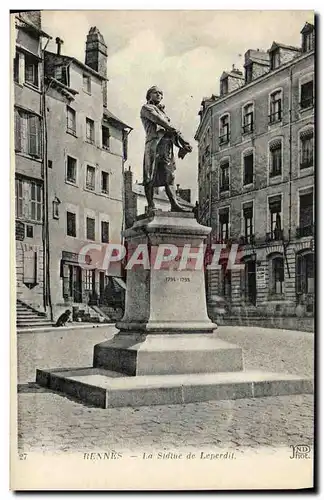 Cartes postales Rennes La statue de Leperdit