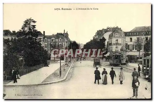 Ansichtskarte AK Rennes L Avenue de la Gare Tramway