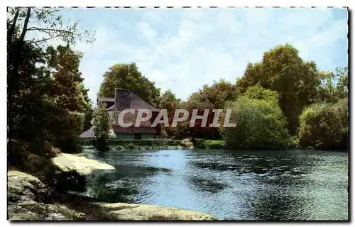 Cartes postales moderne Saint Just L Etang du Val et le Moulin