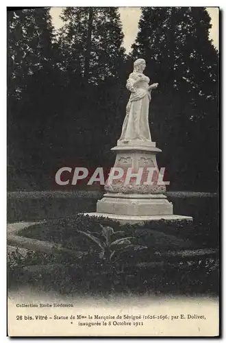 Cartes postales Vitre Statue de mme la Marquise de Sevigne par Bolivet