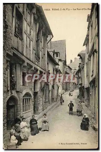 Ansichtskarte AK Vitre La rue d en bas Femmes Folklore