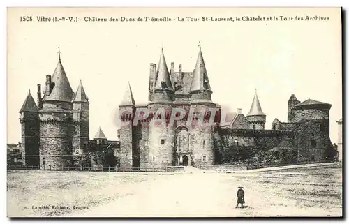 Cartes postales Vitre Chateau des Ducs de La Tour St Laurent le Chatelet et la Tour des Archives