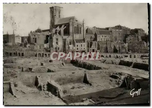 Cartes postales moderne Saint Malo Grande Rue Pareon et la Cathedrale Militaria