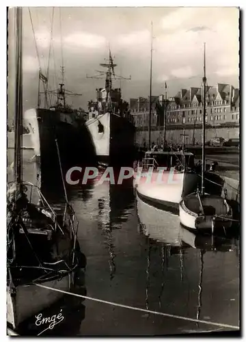 Cartes postales moderne Saint Malo Le Port Bateaux