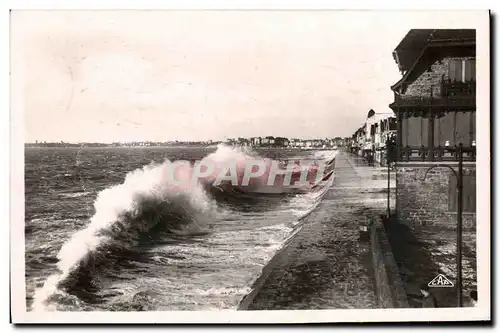 Cartes postales moderne St Malo La Digue Par Gros Temps