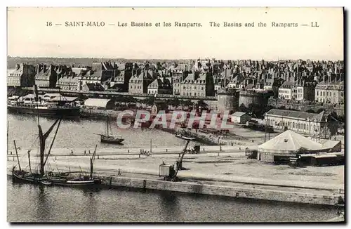 Cartes postales St Malo Les Bassins et les ramparts