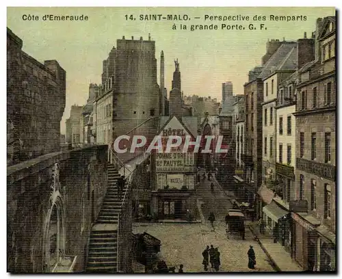 Cartes postales Saint Malo Perspective Des Remparts a la grande porte carte toilee