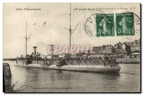 Cartes postales Saint Malo Sortie du Port Le Forban Bateau