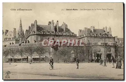 Cartes postales Saint Malo Les Remparts et la Porte Saint Vincent